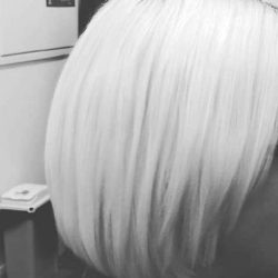 Ultra Light Blond Bob
